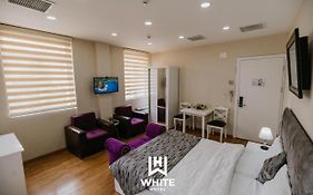 White Hotel & Spa